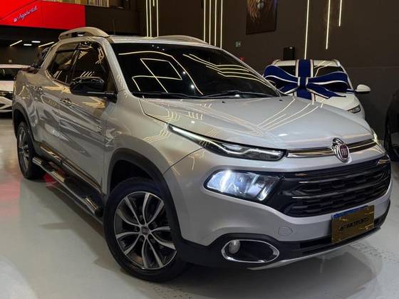FIAT TORO 2.0 16V TURBO DIESEL VOLCANO 4WD AT9